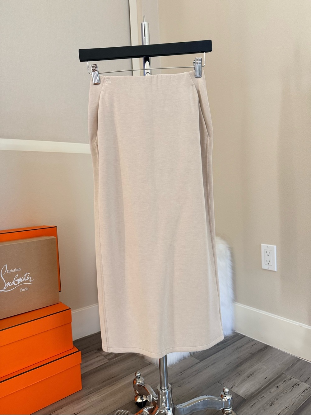 lululemon athletica Neutral Beige Midi Skirt BRAND NEW
